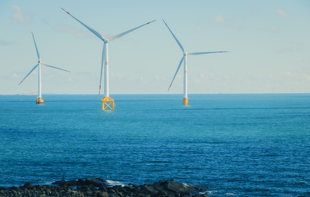 Polska energetyka: perspektywy transformacji od paliw kopalnych do OZE